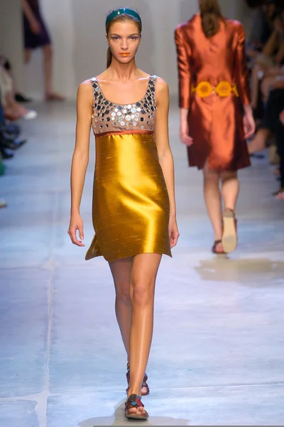 Look 39